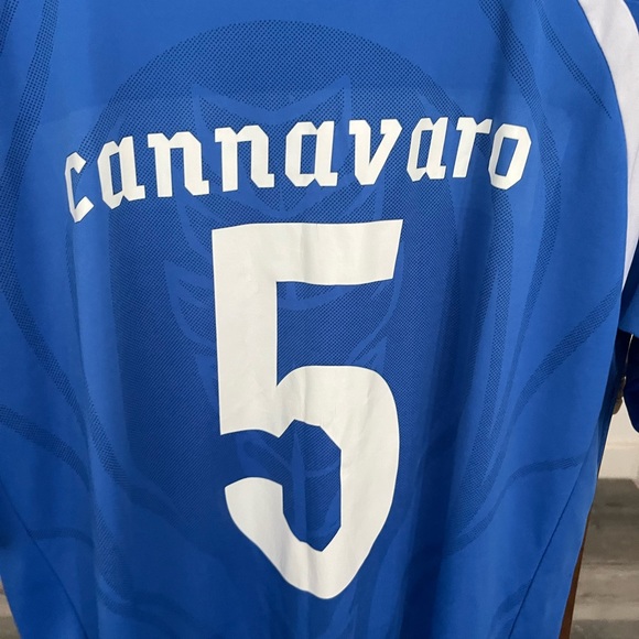Italy Home Jersey- Fabio Cannavaro’s name and number - Picture 2 of 14